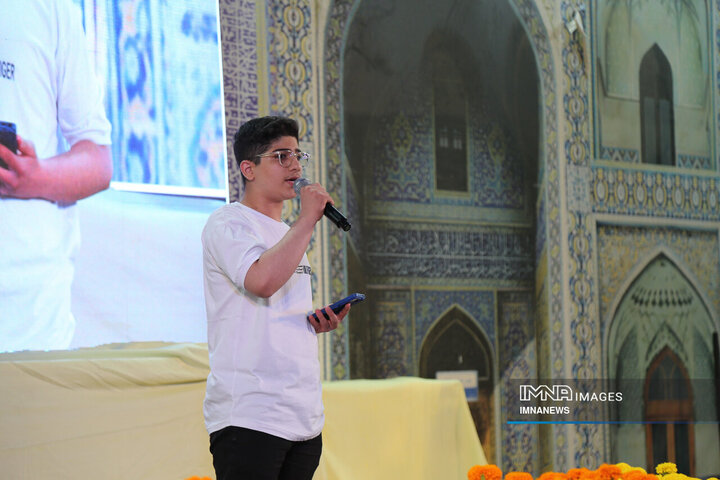 ویژه برنامه دهه کرامت در منطقه 11 شهرداری اصفهان