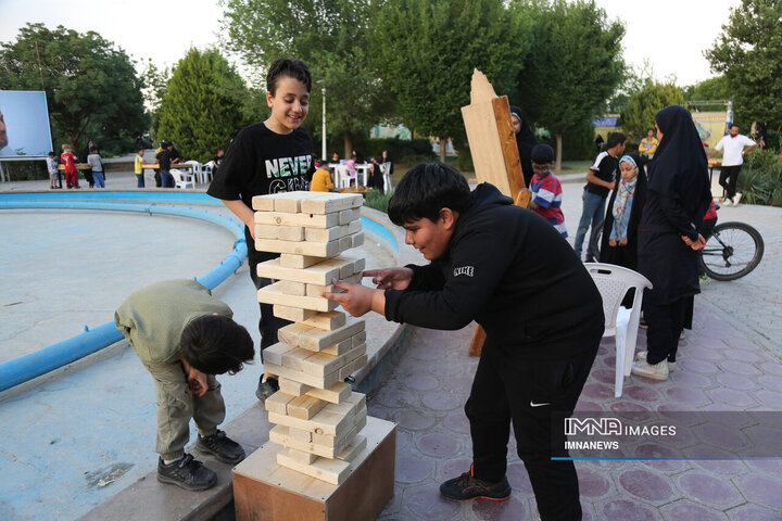 ویژه برنامه دهه کرامت در منطقه 11 شهرداری اصفهان