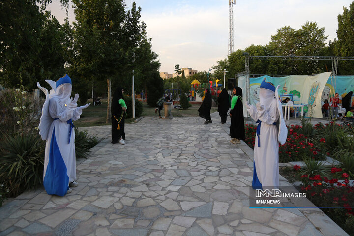 ویژه برنامه دهه کرامت در منطقه 11 شهرداری اصفهان