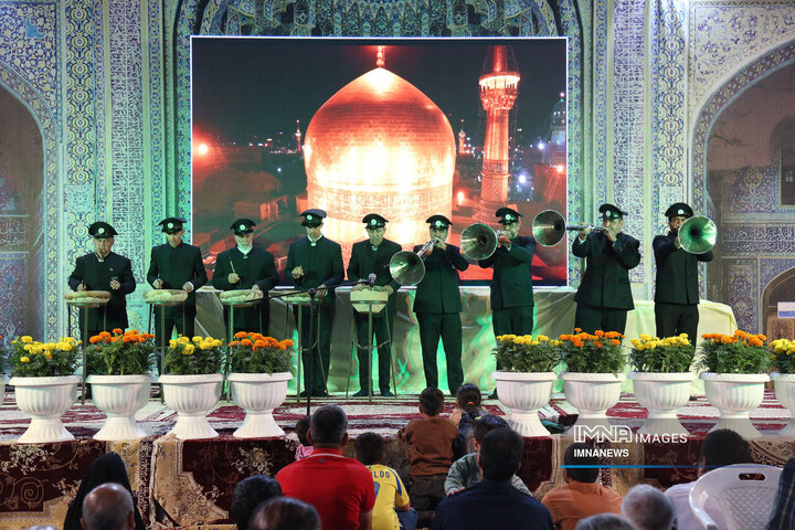 ویژه برنامه دهه کرامت در منطقه 11 شهرداری اصفهان