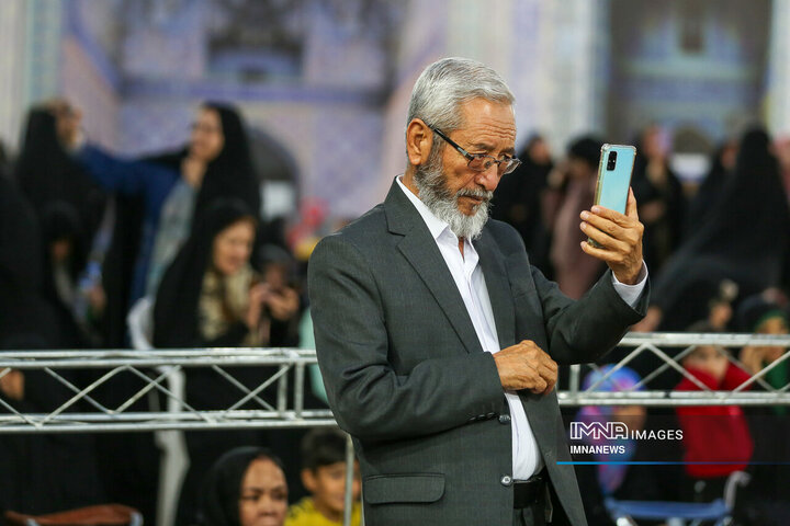 ویژه برنامه دهه کرامت در منطقه 11 شهرداری اصفهان