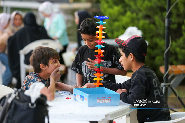 ویژه برنامه دهه کرامت در منطقه 11 شهرداری اصفهان