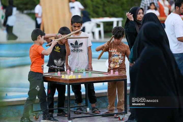 ویژه برنامه دهه کرامت در منطقه 11 شهرداری اصفهان