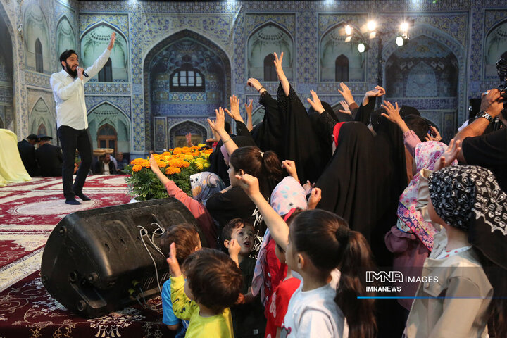 ویژه برنامه دهه کرامت در منطقه 11 شهرداری اصفهان