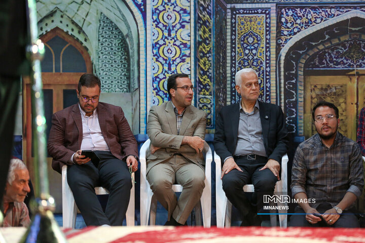 ویژه برنامه دهه کرامت در منطقه 11 شهرداری اصفهان