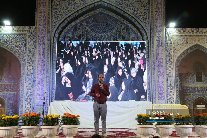 ویژه برنامه دهه کرامت در منطقه 11 شهرداری اصفهان