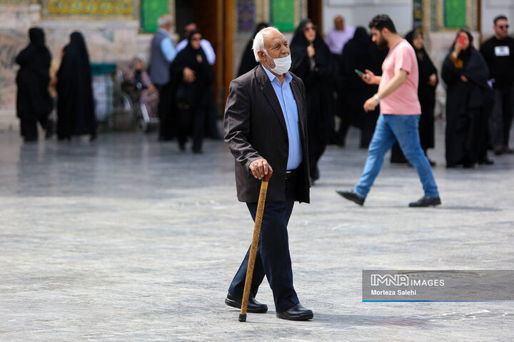 حال و هوای حرم رضوی در آستانه میلاد امام رضا(ع)