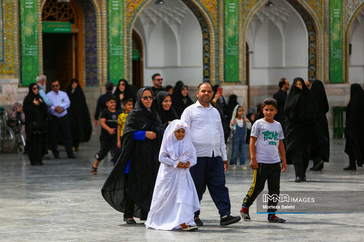 حال و هوای حرم رضوی در آستانه میلاد امام رضا(ع)