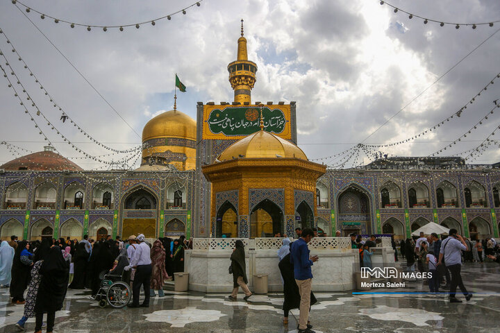 حال و هوای حرم رضوی در آستانه میلاد امام رضا(ع)