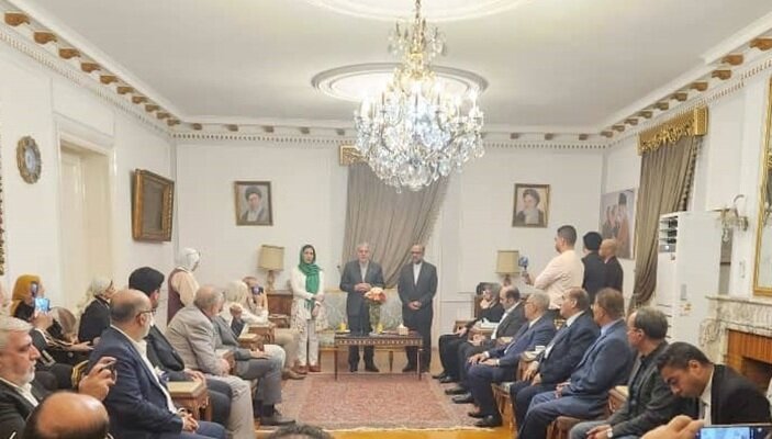 دعوت از بخش خصوصی مصر برای مشارکت در پروژه‌های بزرگ گردشگری ایران