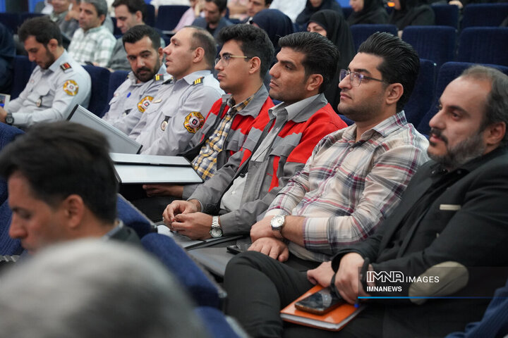 همایش اهمیت نقش و جایگاه HSE در مدیریت شهری