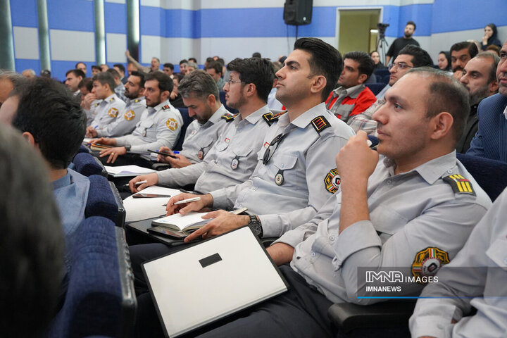 همایش اهمیت نقش و جایگاه HSE در مدیریت شهری