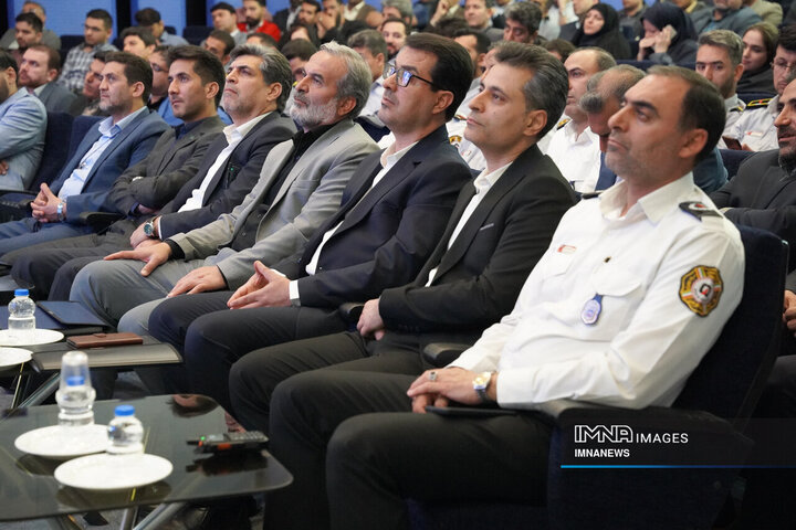 همایش اهمیت نقش و جایگاه HSE در مدیریت شهری