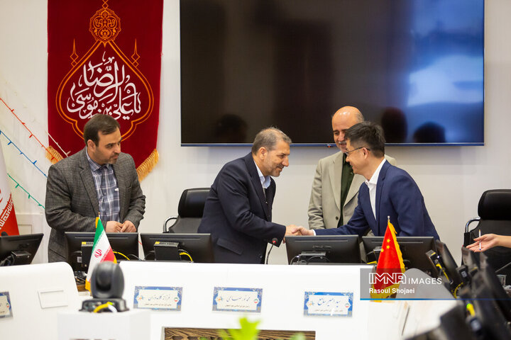 آیین امضای تفاهم‌نامه همکاری در زمینه محافظت ساختمان‌های تاریخی بین اصفهان و شانگهای چین