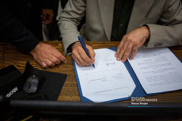 آیین امضای تفاهم‌نامه همکاری در زمینه محافظت ساختمان‌های تاریخی بین اصفهان و شانگهای چین