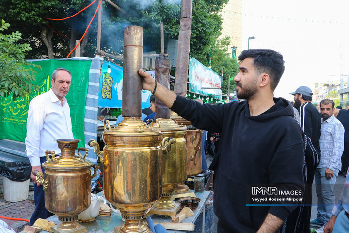جشن مردمی میلاد امام رضا (ع) در مشهد