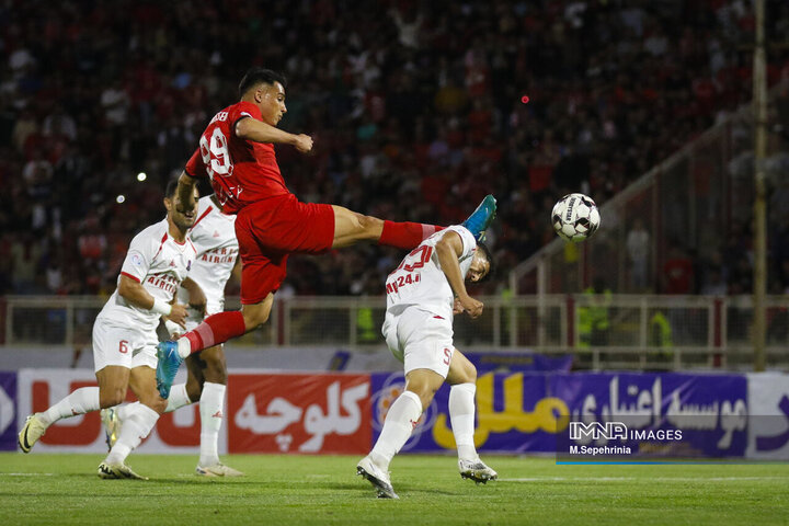 هفته بیست‌و‌نهم لیگ برتر؛ تراکتورسازی - نساجی