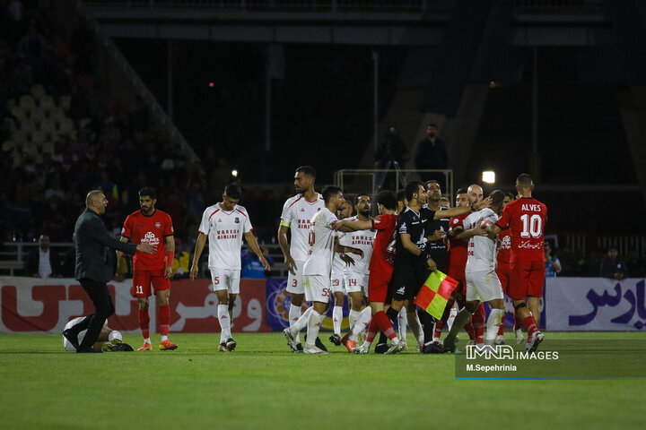 هفته بیست‌و‌نهم لیگ برتر؛ تراکتورسازی - نساجی