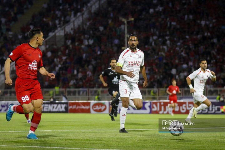 هفته بیست‌و‌نهم لیگ برتر؛ تراکتورسازی - نساجی