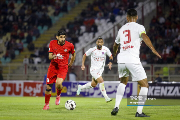 هفته بیست‌و‌نهم لیگ برتر؛ تراکتورسازی - نساجی