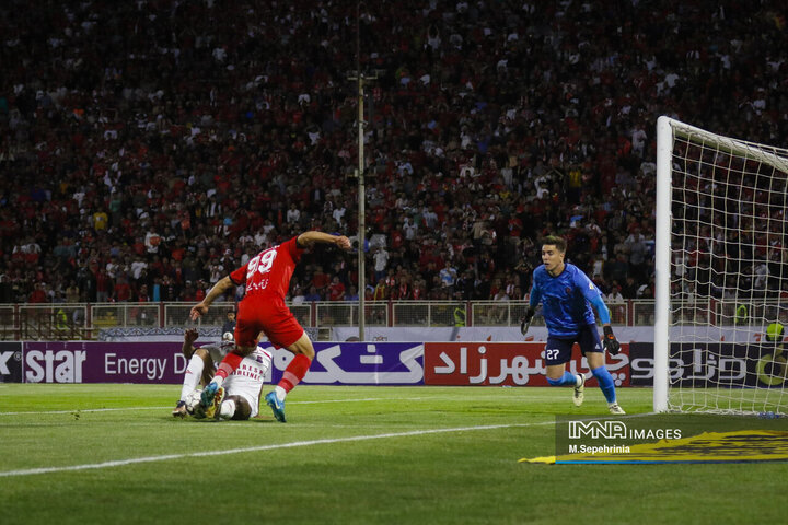 هفته بیست‌و‌نهم لیگ برتر؛ تراکتورسازی - نساجی