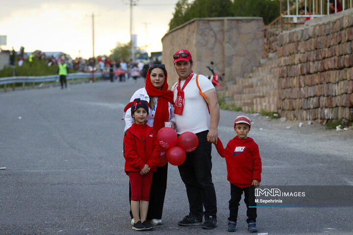 هفته بیست‌و‌نهم لیگ برتر؛ تراکتورسازی - نساجی