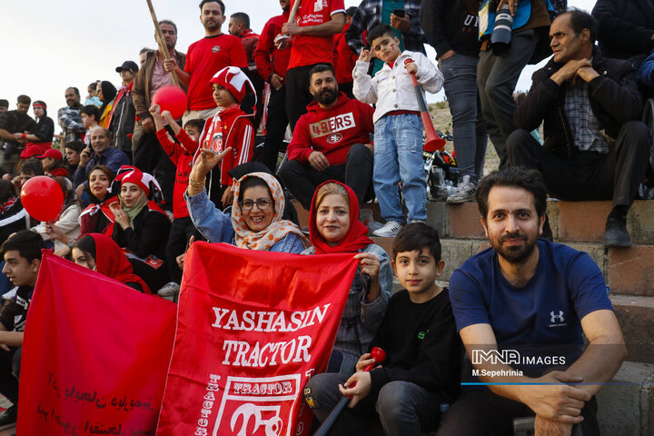 هفته بیست‌و‌نهم لیگ برتر؛ تراکتورسازی - نساجی