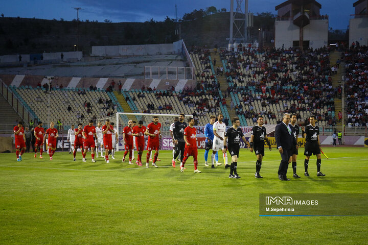 هفته بیست‌و‌نهم لیگ برتر؛ تراکتورسازی - نساجی