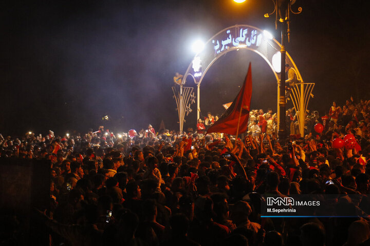 شادی مردم تبریز پس از بازی تراکتور نساجی