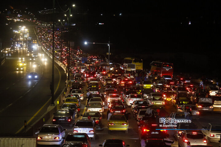 شادی مردم تبریز پس از بازی تراکتور نساجی