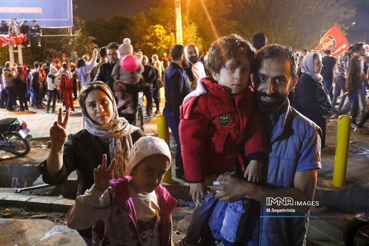 شادی مردم تبریز پس از بازی تراکتور نساجی