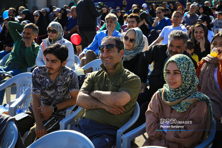 کوه‌گشت خانوادگی کارکنان شهرداری اصفهان