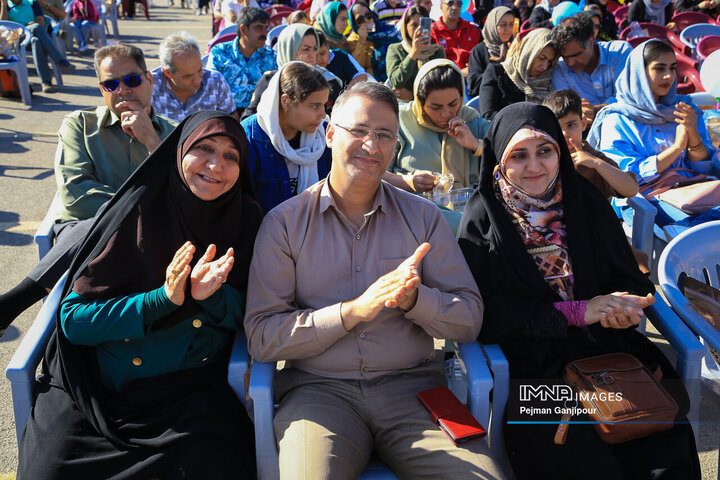 کوه‌گشت خانوادگی کارکنان شهرداری اصفهان