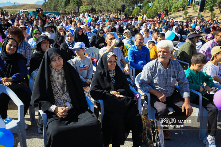 کوه‌گشت خانوادگی کارکنان شهرداری اصفهان