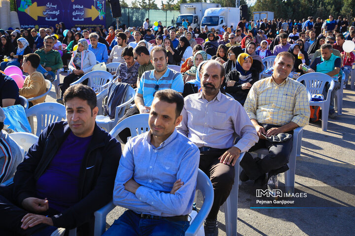 کوه‌گشت خانوادگی کارکنان شهرداری اصفهان