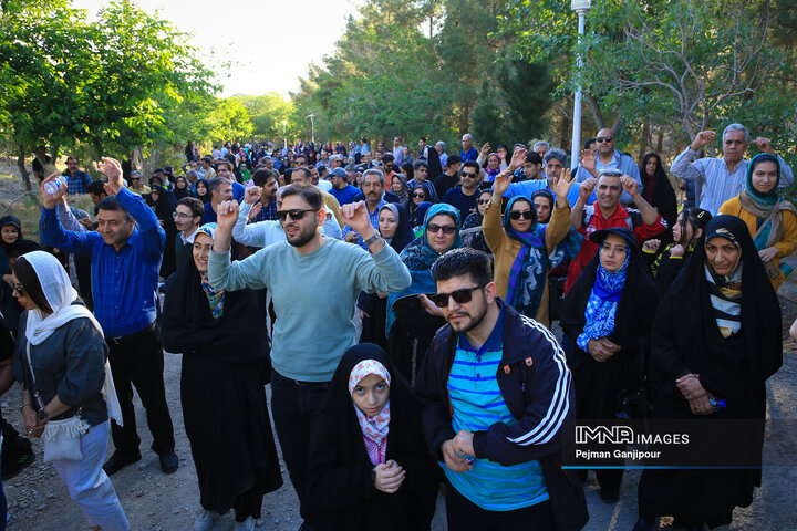 کوه‌گشت خانوادگی کارکنان شهرداری اصفهان