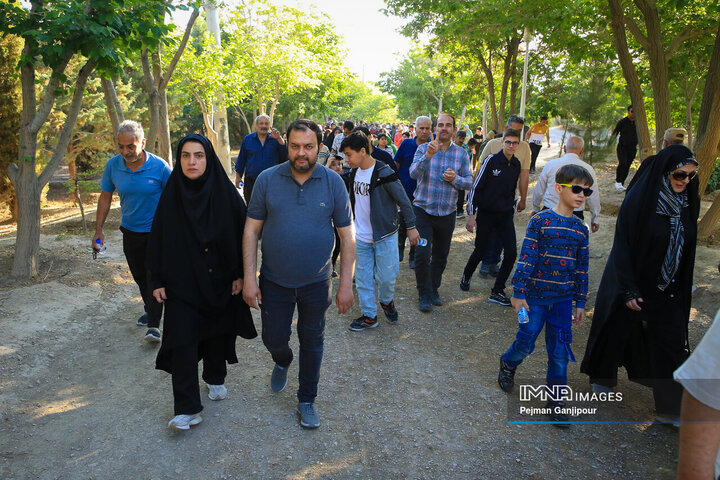 کوه‌گشت خانوادگی کارکنان شهرداری اصفهان