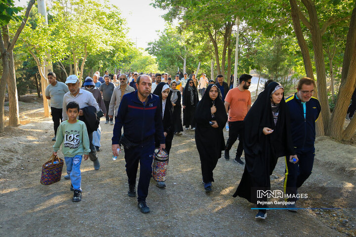 کوه‌گشت خانوادگی کارکنان شهرداری اصفهان