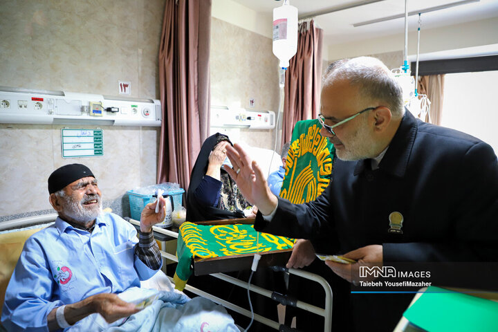 حضور کاروان «زیر سایه خورشید» در بیمارستان های همدان