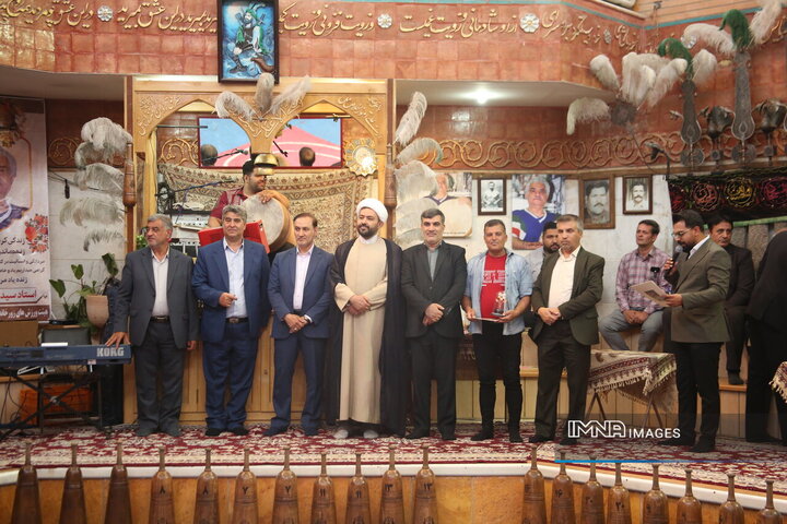 آیین تجلیل از قهرمانان ورزشی منطقه ۱۵ اصفهان برگزار شد