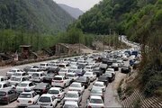 ترافیک سنگین در محورهای هراز و کندوان/کندوان یک‌طرفه شد