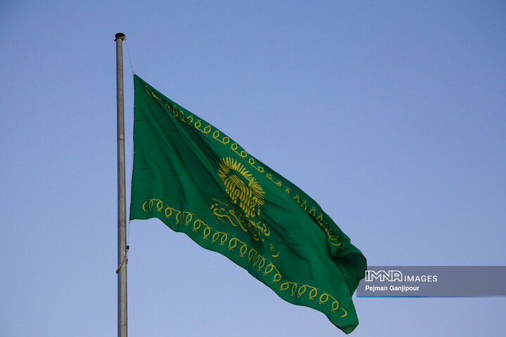 جشن میلاد امام رضا (ع) در بهارستان اصفهان