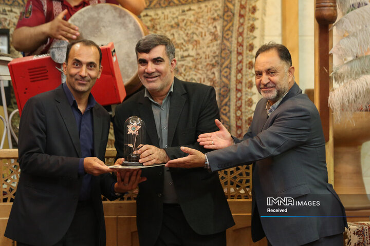 ویژه برنامه «میعاد قهرمانان با خورشید خراسان»