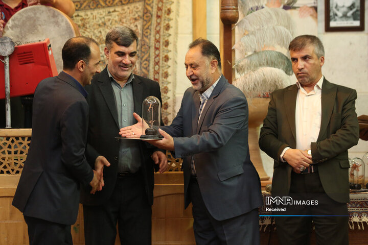 ویژه برنامه «میعاد قهرمانان با خورشید خراسان»