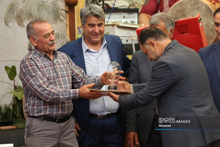 ویژه برنامه «میعاد قهرمانان با خورشید خراسان»