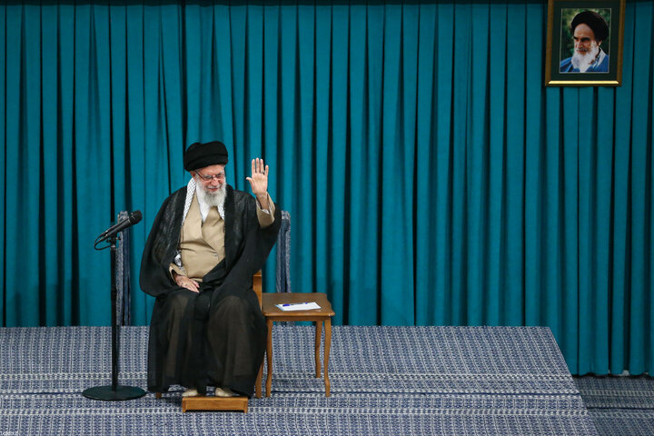 دیدار کارگران با رهبر انقلاب