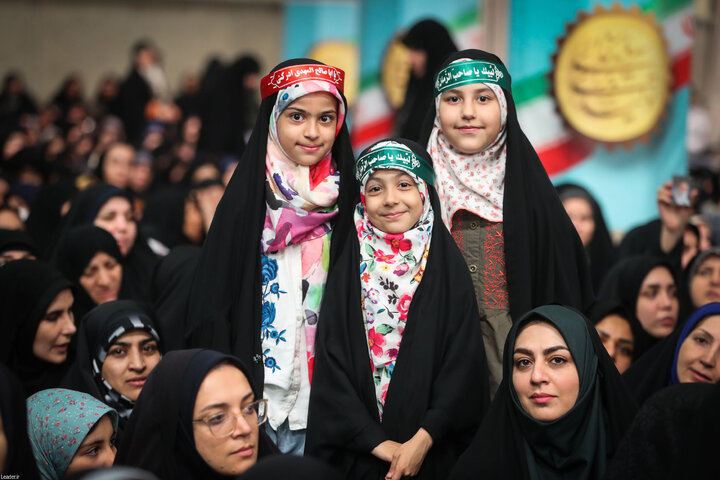 دیدار کارگران با رهبر انقلاب