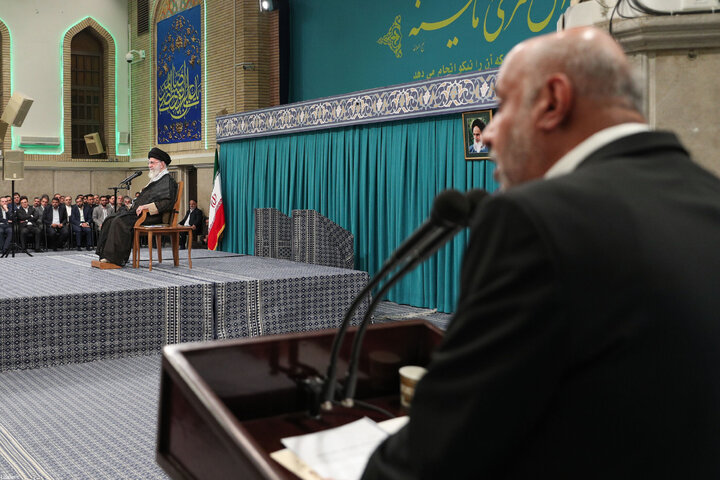 دیدار کارگران با رهبر انقلاب