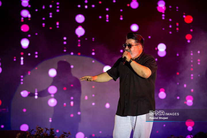 ویژه‌برنامه «راس ساعت ۸»