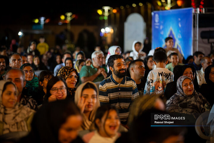 ویژه‌برنامه «راس ساعت ۸»